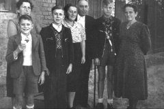 Fam.-Göbel-Kremptal-ca-1945-52